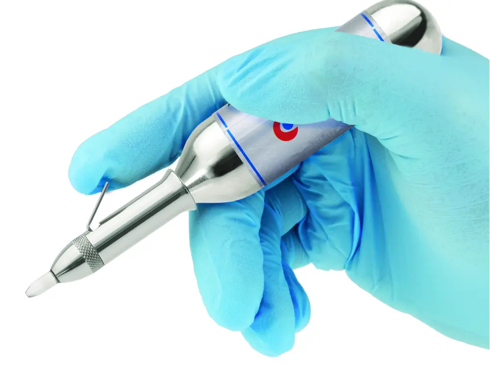 Device in Hand Aesthetic